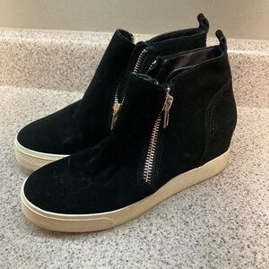 Steve Madden wedge bootie Size 9